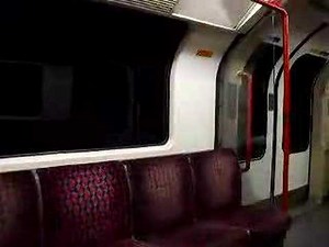 Central Line tube arriving at Marble Arch 14 July 2007