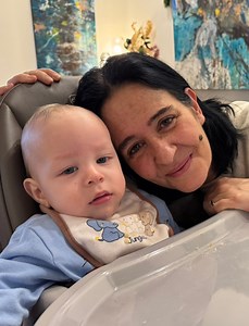 307K views · 7.5K reactions | VINCENZO CANTANTE: la sua prima “esibizione” che ci ha fatto morire dal ridere!  #BettyeMarco | Betty e Marco | Facebook