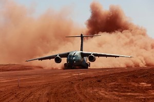 #DidYouKnow that the C-390 Millennium can operate on unpaved runways? One of the project requirements provides that the C-390 can operate on any type of pavement, even unprepared ones such as dirt or snow runways. This feature is fundamental for this multi-mission aircraft, capable of landing and taking off on runways in places with extreme climates, such as Antarctica and the Amazon, with wide variations in temperature and humidity during missions. . #VocêSabia que o C-390 Millennium consegue o