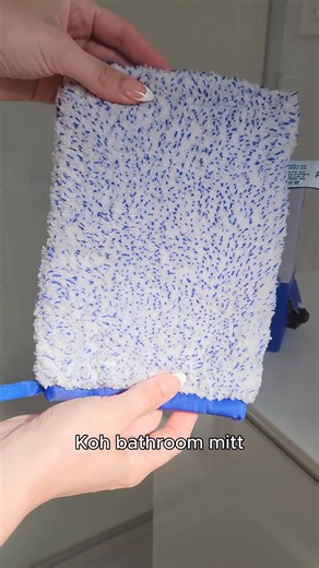 Make your bathroom twinkle and shine! 💎 cuts through soap scum and grime 💎 free from bleach and nasty chemicals 💎 sensitive formula - no need for gloves Clean with Koh today! | Koh