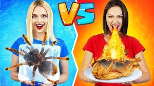 RETO CHICA FUEGO VS CHICA HIELO 2 ｜｜ Bromas y trucos con fuego o hielo durante 24 horas por RATATA | Ratata Spanish