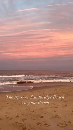 Beautiful skies over Sandbridge #SandbridgeBeach #VirginiaBeach #SandbridgeVA #VBLocal #HamptonRoads #LifeInVirginiaBeach #BeachLiving #VirginiaBeachLife #DreamLocation | Christy Fairchild