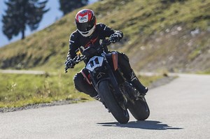 KTM 790 Duke, una Pikes Peak tutta per noi