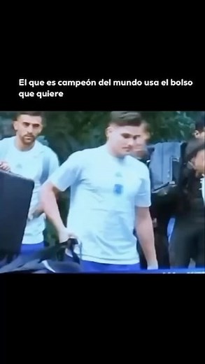 Frank Gregory | Model & Creator on Instagram: "@scalonetamundial seguime para mas contenido 🇦🇷 - . . #futbol #argentina🇦🇷 #argentina #selecciónargentina #diegomaradona #diego #maradona #messi #lionelmessi #leo #leomessi #mundial #enzofernandez #julianalvarez #bocajuniors #boca #riverplate #river #independiente #racing #sanlorenzo #stream #streaming #gamerlife"