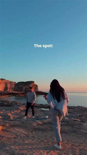 As the sun falls, Gozo is hit with beautiful skies of orange 🧡
