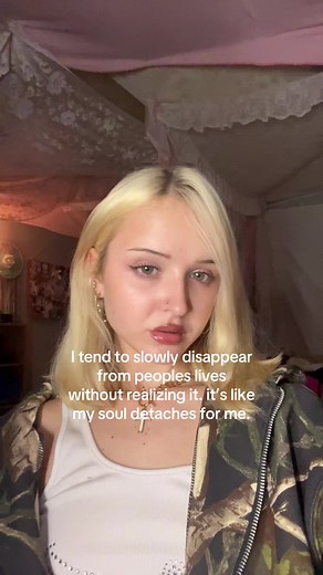 rand0mg1rl.c0m (@rand0mgir1.c0m)’s video of Disappearing For A While