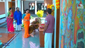 482K views · 8.9K reactions | #GouriSankaram ചാരങ്ങാട്ട് വീട്ടിലുള്ളവരെ കയ്യിലെടുത്ത് ഗൗരി Gouri Sankaram || Episode 79 || 12-10-23 (Watch Full Episode on Disney+ Hotstar) It is love at first sight for Shankar when he encounters Gouri, an upright girl. What lies ahead for this unlikely duo after marriage? #GouriSankaram #Asianet #PrimeTimeSerial #AsianetSerials | Asianet | Facebook