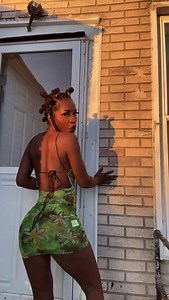 Entre Skinny, Apoutchou, et les modèles Pôtchôlai Pôtchô qui a jeu de Reins ? | Dj Lewis