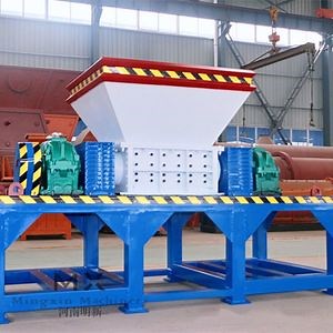 [Hot Item] Double Shaft with Belt Feeding Tyre Make Crumb Rubber Meat Claws Chicken Alternative Tire Crusher Recycling Shredder Machine