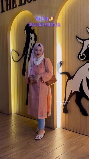 Mini vlog🤌 Diner date with my girl🦋 Tried a newly launched platter from The Lone Star Steakhouse It was 100 out of 100😋🥰 It was really very yummy platter...must try this platter,if u visit here...🫶 #food #foodie #ctg #ctgblogger #vlog #vlogger #restaurants #minivlog #reelsfb #viralreels | Jannatul Ferdous Mitu