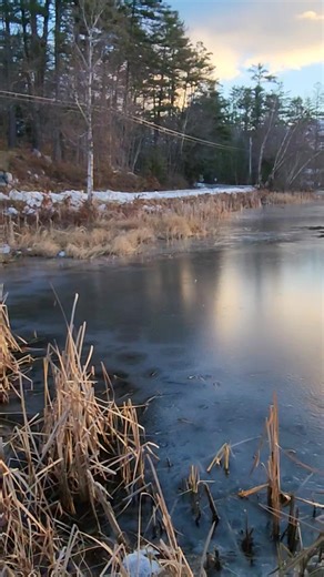 Let's enjoy a quick 30 seconds of a nice morning after sunrise at North Pond today. . #maine #lake #sunrise | Eric Storm Photo