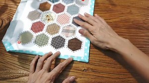 36K views · 441 reactions | "How to Make a DIY Hexagonal Coaster: Simple Tutorial" | HandyMum | Facebook
