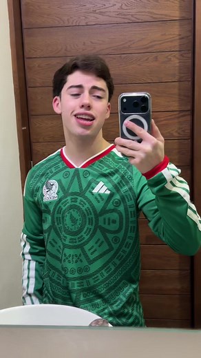 Kevin Moreno y el misterio de su altura