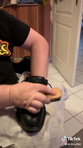 Get the cool shoeshine 😎 #gorillaz #shoeshine #opandhisvlog #fyp