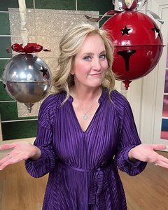 1.5K views · 44 reactions | JTV Gift Cards and E-Gift Cards are the perfect last minute gift solution ✨ They’re fast, easy and right on time for holiday giving. You can purchase and learn more here: https://bit.ly/48nnmWO | JTV | Facebook