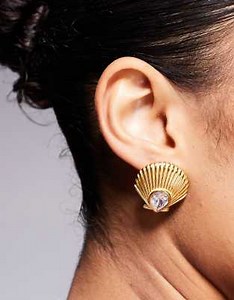 Kaiia exclusive stainless steel diamante shell stud earrings in gold | ASOS