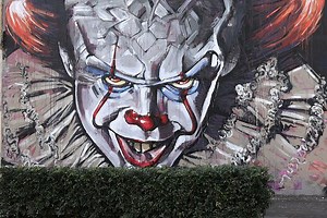 "IT: Chapter 2" Begins Production, Adult Cast Unites In First Photo