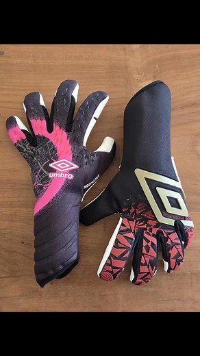 Umbro Neo Premier 🔥🔥 #Umbro #23goalkeepershop | 23 Goalkeeper Shop
