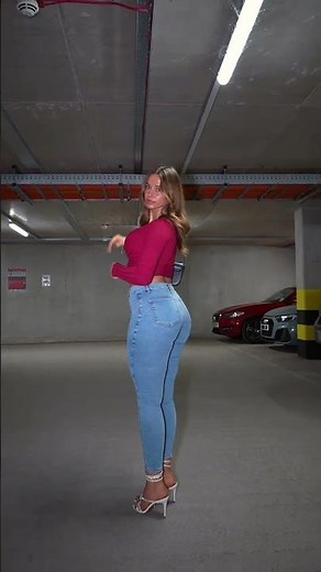 🔥 Sexy Curvy Goddess Posing 🍑❤️ | Perfect Booty