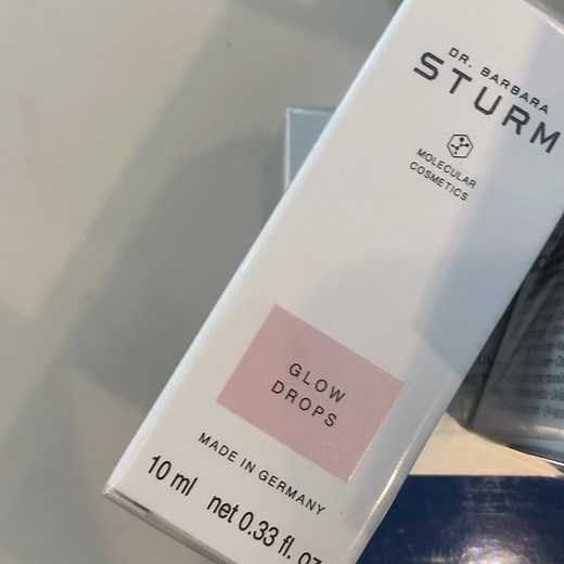 Jennifer Morrison on Instagram: "When a little bit of heaven arrives @drbarbarasturm "