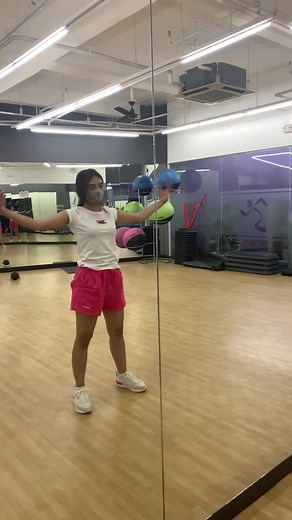 💪Stretching pa lang yan!Matakot ka na!😜😁 📍Anytime Fitness Lipa #AnytimeFitnesslipa #Batangueña #PERYANA #Kalume #teamkainaman #Reynabatangueña #JullienSkin #JagJeansPh #balikalindogchallenge #reels2023 #reelsvideo #reelsviral #reelsfb #trendingnow #probinsyana #kainaman #facebookreels | Queenay Mercado