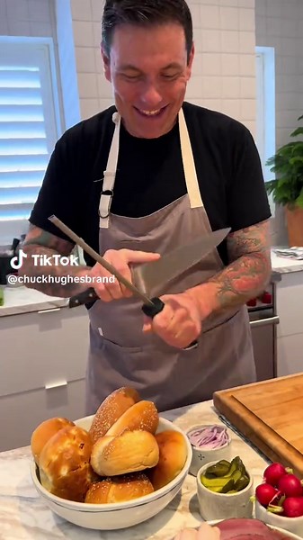 Delicious Chicken Sandwich Recipe by Chef Chuck Hughes