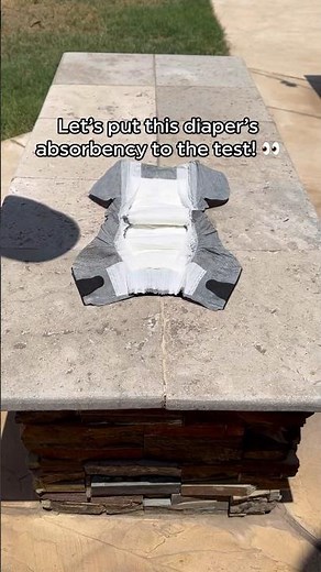 The level of absorbency of DYPER diapers is unmatched! 🎉