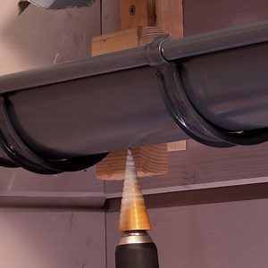 144K views · 920 reactions | Super Handy Gutter Installation Hacks | Creative Panda | Facebook