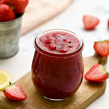 This quick and easy recipe for Homemade Strawberry Sauce is a must-have! Recipe here: https://therecipecritic.com/homemade-strawberry-sauce/ | The Recipe Critic