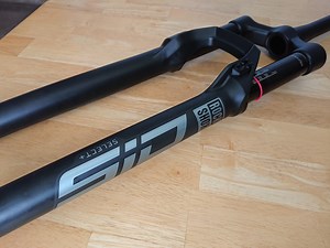 RockShox SID Select  120mm Travel 44mm offset 29er fork...