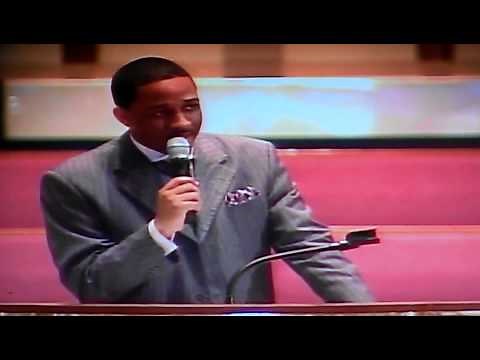 Frank Ray III honors Dr Frank Ray Sr.