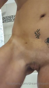 -My youtube video will be on during my (Tryon luggage).... po..- by dreampixsxm from