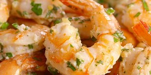 Garlicky Shrimp Cocktail