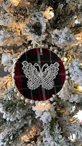 Day 15 Tips,Tricks and Inspiration for Christmas Butterfly Memory Ornament. #diychristmas #easychristmasdecor #easydiy #dollartree #easyart #decorating #dollartreechristmasdecor #christmascrafts #tipsandtricks #crafts #highlandcow #farmhousechristmas #easycraftsidea #christmastags #craftingideas #crafting #decoupage | Shabby Chic Vintage Vanlife Chicks