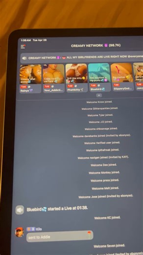 RT @2xpacey: FREAKY ASS LIVE STREAM 😂 THIS FREE APP WAY BETTER THEN X PORN