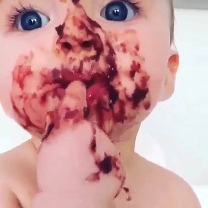 83K views · 1.6K reactions | When you're drunk and trying to eat a pizza.. | Pink Boutique | Facebook