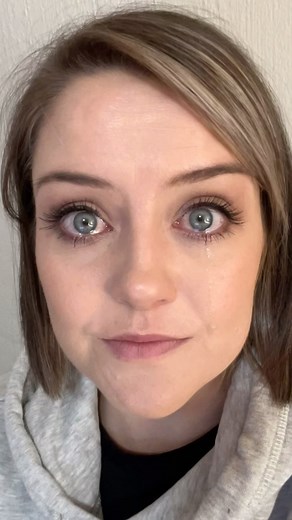 From diagnosis, bilateral mastectomy, reconstruction, chemo, hospitalisation, additional injections to receiving the all clear today, 9 months later 🙏🏻 🩷 what a blur, but what a journey. The amount of love, support, patience and understanding I’ve received over this period is overwhelming!! So much love!! Thank you ALL @marcel_backer_ I have no words, other than thank you and I love you, but never again 😉😋💕 | Kalike Backer