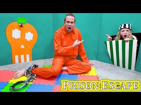 Daddy Daughter Prison Escape!!!