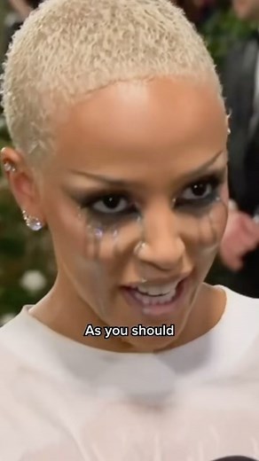 4.4K reactions · 77 shares | Okay after she explained it, we love it. #DojaCat #MetGala2024 #metgala #fashion : ET via T/T | Hot 975 Phoenix | Facebook