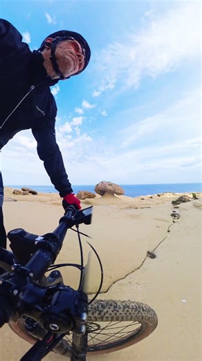 Cycling Past Mushroom Rock, Gozo 🇲🇹 | Coastal MTB POV