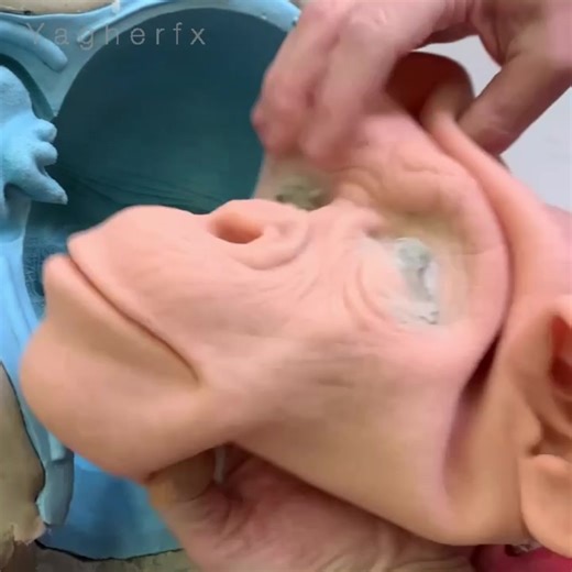 #Chimp Mold is finished - pulled a quick test skin - checked fitting - pulling final skin, then on to paint #sculpting #molding #painting #chimpanzee #ape #apes #mask | Kevin Yagher Productions Inc.