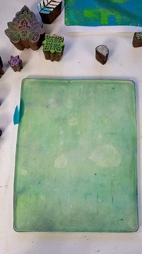 Monoprint . . . @plaidcrafts #plaidcrafts #plaidcreators #monoprint #monoprinting #monoprinter #gelliarts #gelplate #gelprinting #gelpress #gelliprint #gelliplate #gelliprinting #gelliprints #gelliplateprinting #monoprintingart #acrylicpaint #acrylicpainting #acrylic #abstract #abstractpainting #abstractart #Doodlecraftblog #Doodlecraft | Doodlecraft