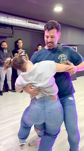 *FUL VIDEO* ♥️Bailando una canción que es historia de la #bachata ♥️ Te amamos Milly Quezada ✨🌟 #bachatadancing #bachatasensual #couplegoals #dance #baile #bachatabaile #bailarbachata #bachataworkshop #clasesdebachata #millyquezada | Jony y Noe Bachata