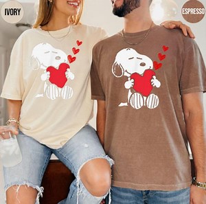 Snoopy Valentine Shirt, Couple Matching Tee, Peanuts Heart T-shirt, Anniversary Gift for Her, Cartoon Love Top - Etsy