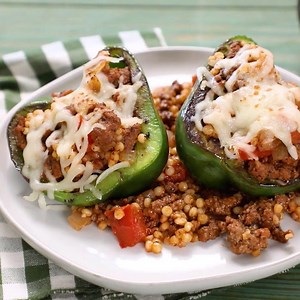 Tuscan. Beef. Stuffed. Peppers. 🙌 http://hellofr.sh/QUc #GetFresh | HelloFresh