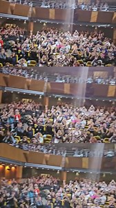 SÃO PAULO, se liga! 🎤 Tô em temporada com meu novo show “Ladeira Abaixo” no Teatro das Artes! Toda sexta-feira, às 23h — sim, é tarde… mas rir de madrugada é mais gostoso. Clica em “Saiba Mais” e garante já o seu ingresso, espero vocês! 🎟️ | Fábio Rabin