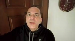 El armonizador Octavio Elizondo tiene un mensaje para ti. | Extranormal