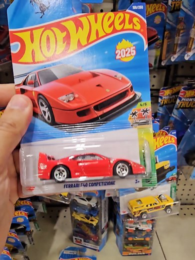 8 Ferraris increíbles en Hot Wheels