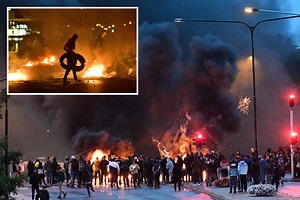 Riots in Sweden after right-wing extremists burn copies of Koran in street