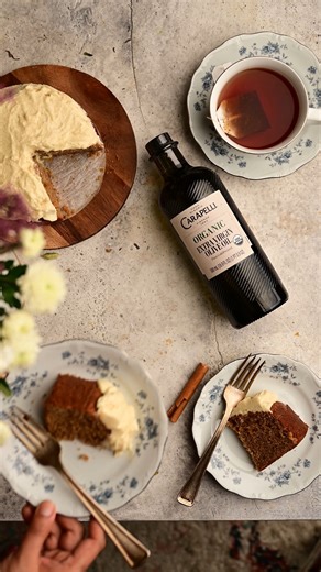 ✨Masala Chai Cake✨ Who doesn't love a good tea cake?☕ This cozy Masala Chai Cake is infused with the beautiful flavors of chai both in the batter and in the frosting. Our Organic Extra Virgin Olive Oil adds the richness and its mild spicy notes work really well with the warming flavors of masala chai. Get the recipe below: Masala Chai Cake by @preethi.venkatram Cake: 3 eggs 1 cup sugar 1/2 cup Carapelli organic extra virgin olive oil 1/2 cup masala chai 1/2 tsp chai masala 11/2 cup flour 11/2 ts